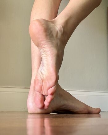 Full leaked Barearchedbeauty page private onlyfans photo