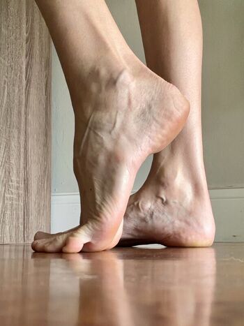 Full leaked Barearchedbeauty page private photo