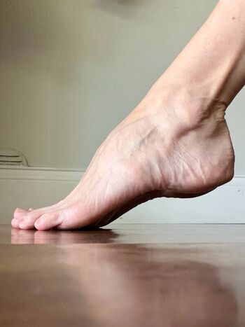 Full leaked Barearchedbeauty private photo