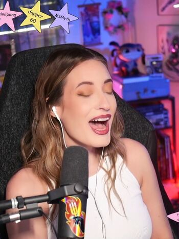 Full leaked Basicwitgirl page private onlyfans photo