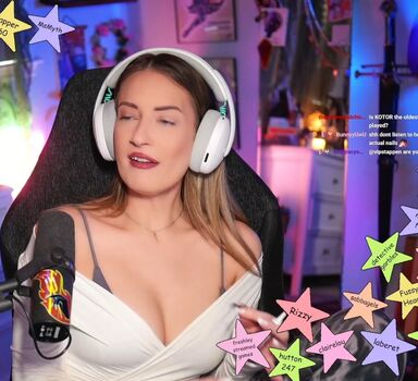 Full leaked Basicwitgirl page private onlyfans photo