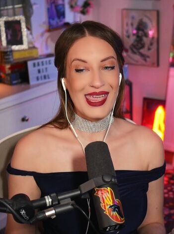 Full leaked Basicwitgirl private photo