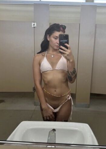 Full leaked Basskittenblue page private photo