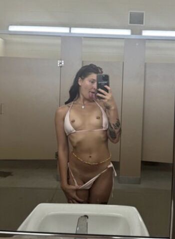 Full leaked Basskittenblue page private photo