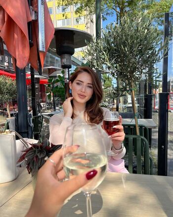 Full leaked Batoul hasroumi private onlyfans photo