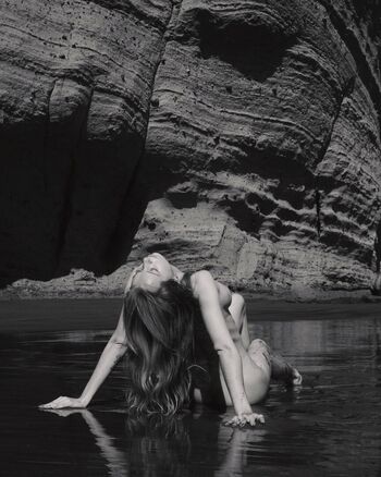 Full leaked Battyhot private onlyfans photo