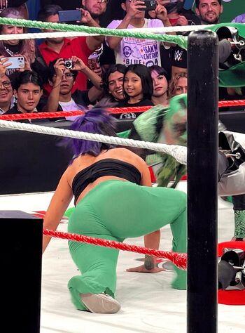 Full leaked Bayley page private photo