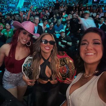 Full leaked Bayley private photo