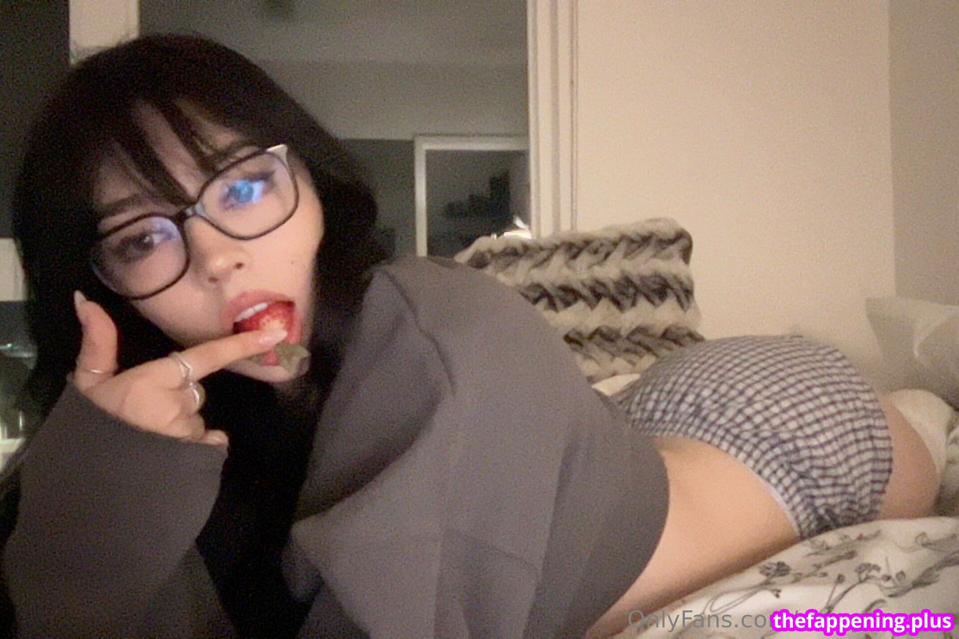 bbaybeebirkin  / bbaybeebirkin / chocoostrabieee / riukumabear / lilpinkiezzz / bigbirkinbaagg Nacktes OnlyFans Foto #14