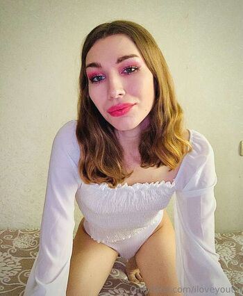 Full leaked Bbgirltiiisha private onlyfans photo