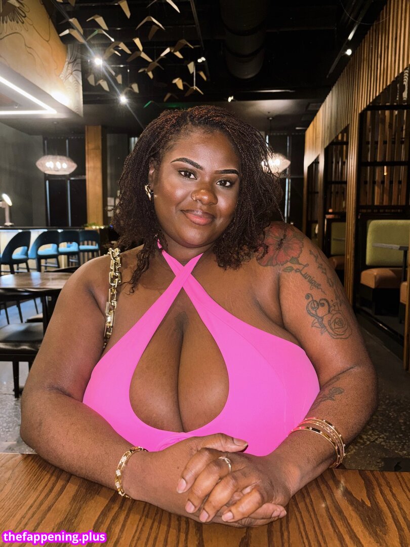 BBW / bbw_layla / chubby / curvy ladies / embersweetsvip / https: / monafaith / norarosejeanxx / vichotflix Naakte OnlyFans Foto #75