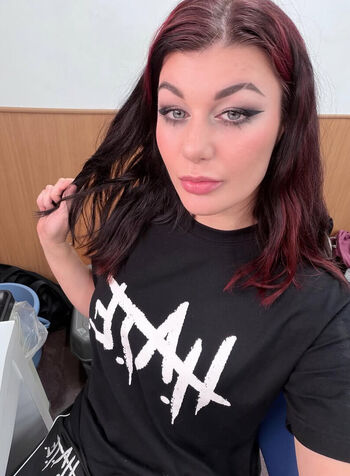 Full leaked Bea priestley private photo