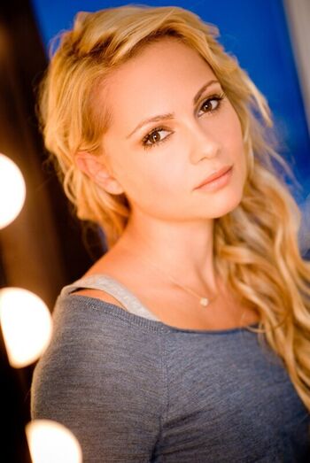 Full leaked Beatrice rosen private photo