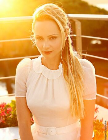 Full leaked Beatrice rosen private photo