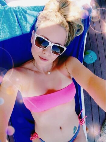 Full leaked Beatrice rosen private photo