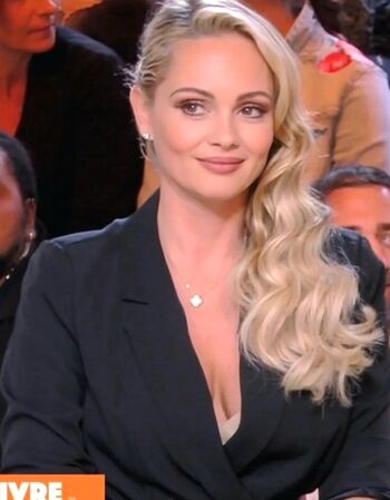 Full leaked Beatrice rosen private photo