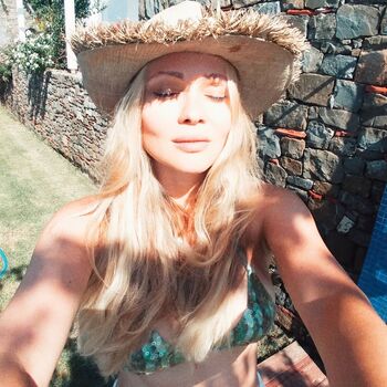Full leaked Beatrice rosen private photo