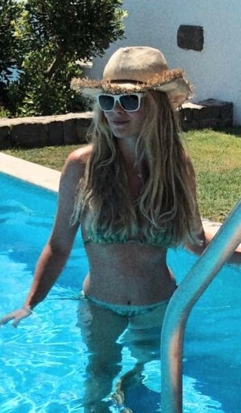 Full leaked Beatrice rosen private photo