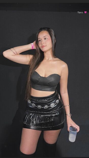 Full leaked Beatriz sanomiya private photo