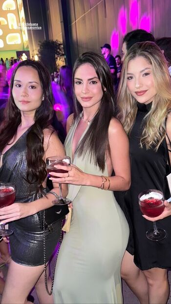 Full leaked Beatriz sanomiya private photo
