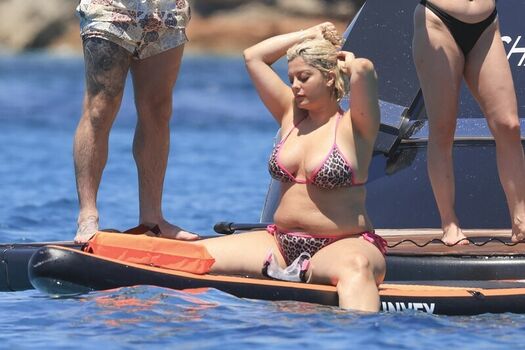 Full leaked Bebe rexha private photo
