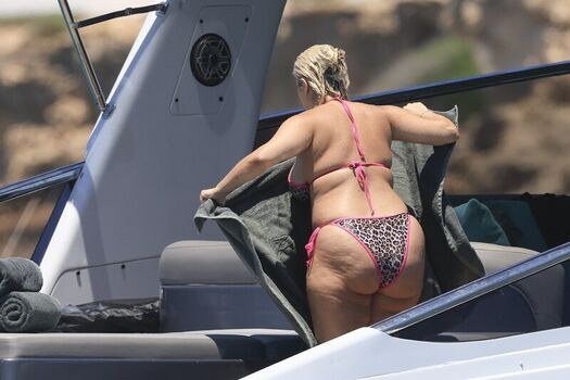 Full leaked Bebe rexha private photo