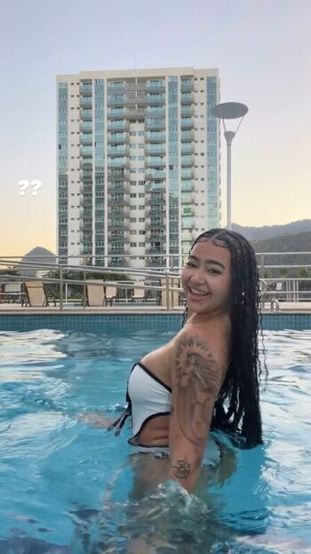 Full leaked Beca barreto private photo