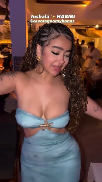 Full leaked Beca barreto private photo