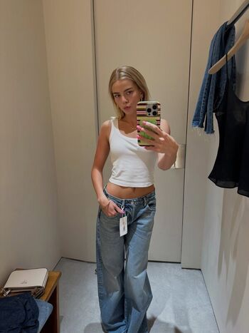 Full leaked Becca means private photo