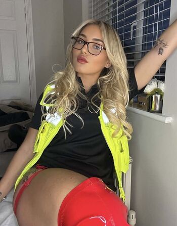 Full leaked Becca off duty page private photo