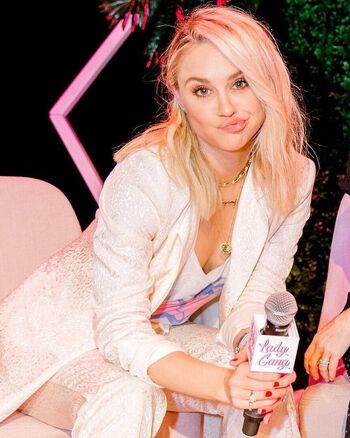 Full leaked Becca tobin private photo