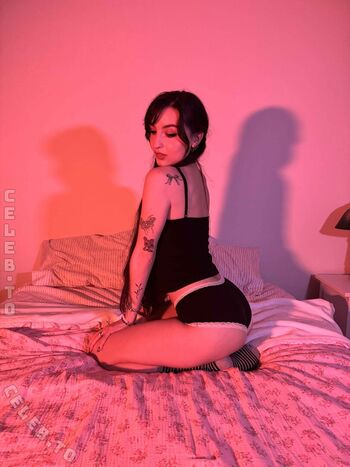 Full leaked Beebee page private onlyfans photo