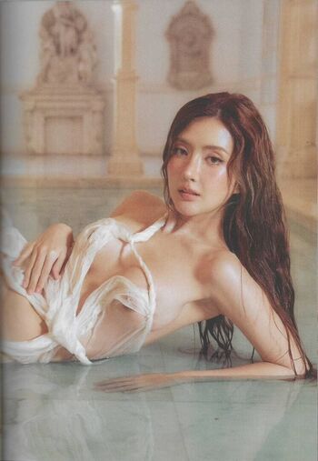 Full leaked Beerpassaranan private onlyfans photo