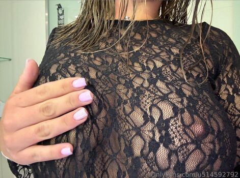 Full leaked Beevbabe page private photo