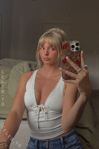 Full leaked Beez asmr private photo