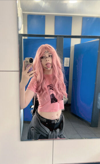 Full leaked Beezleneezle page private onlyfans photo