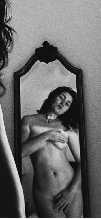 Full leaked Bellnuit private photo