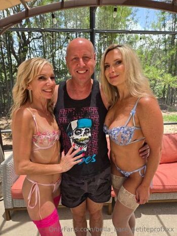 Full leaked Bella bare page private onlyfans photo