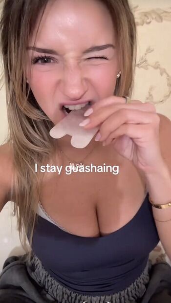 Full leaked Bella basile private onlyfans photo