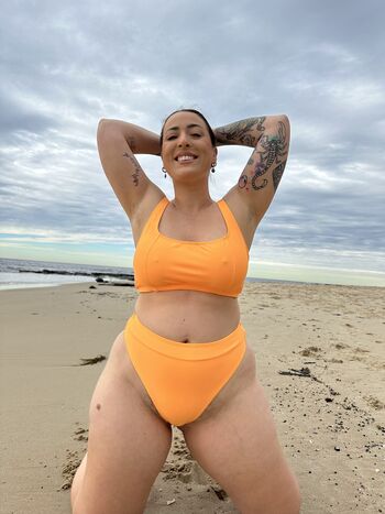 Full leaked Bella davis private photo