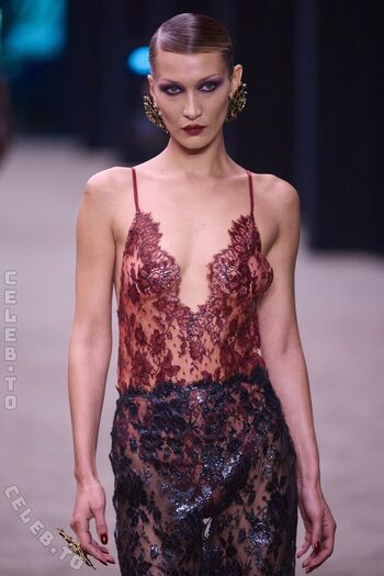Full leaked Bella hadid private photo