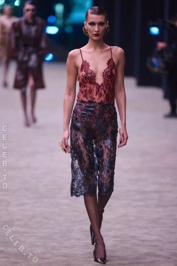 Full leaked Bella hadid private photo