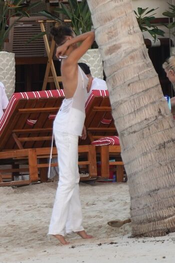 Bella Hadid