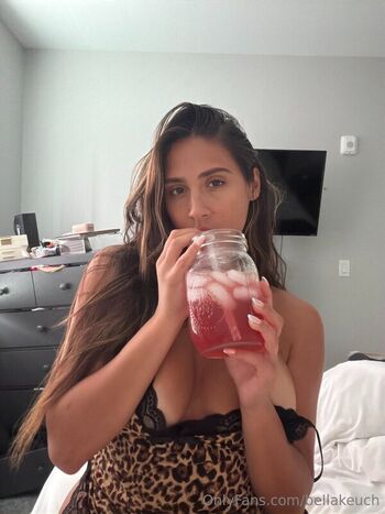 Full leaked Bella keuch page private photo