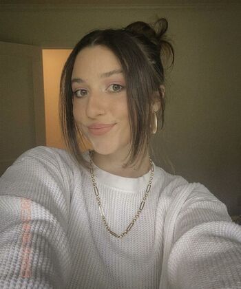 Full leaked Bella robertson private photo
