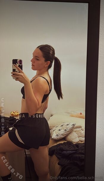 Full leaked Bella schmidt private photo