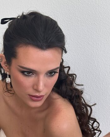 Full leaked Bella thorne  page private onlyfans photo