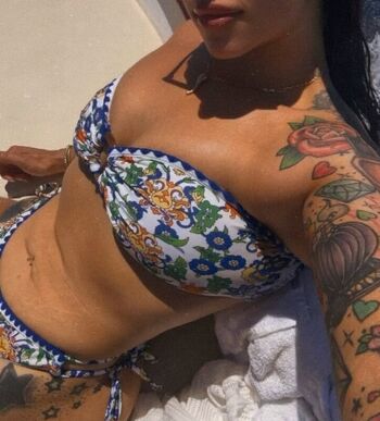 Full leaked Bellabarbellz private photo