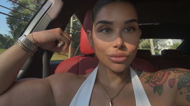 Full leaked Bellabarbellz private photo