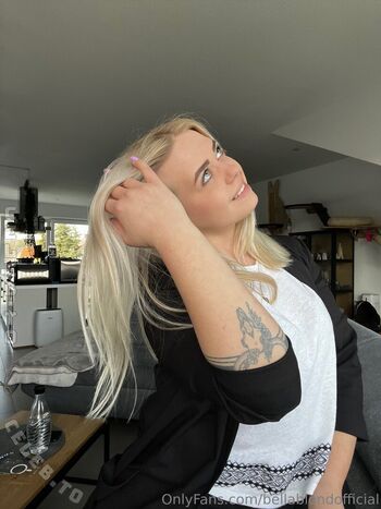 Full leaked Bellablondofficial page private onlyfans photo